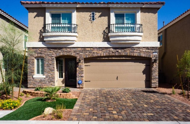 Hermoso 4 bd / 2. 5 baños en casa. A 5 minutos del Strip, del estadio Allegiant y del aeropuerto.