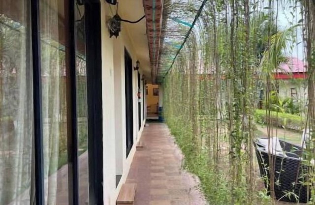 Beautiful 4 bed villa with 25 mtr pool in Karjat
