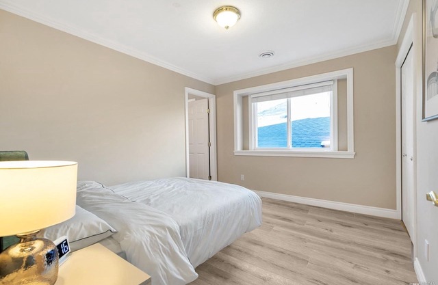 Beautiful 4 bedroom house with gourmet kitchen and A/C in Vancouver West Side.