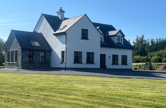 Beautiful 4-bedroom house in Rosscahill, Connemara, Galway