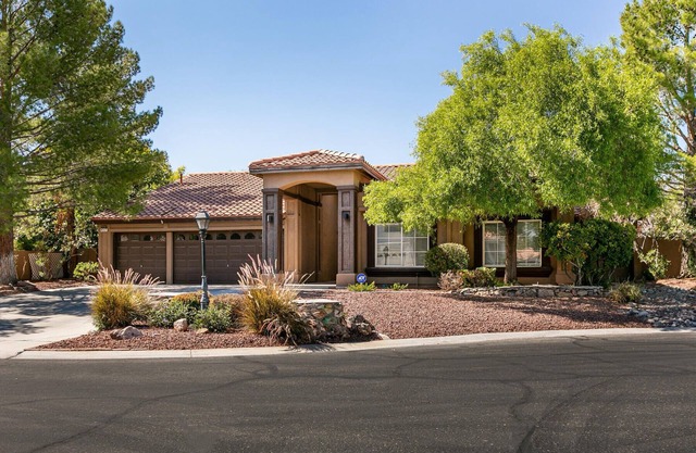 Beautiful 4 bedroom pool home in gated community