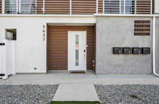 Beautiful 4 Bedrooms Townhome new construction in NoHO! Perfect for family!