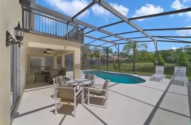 Beautiful 4 bedroom villa with private pool near Disney