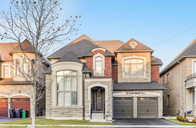 Beautiful 4BR Villa in Brampton