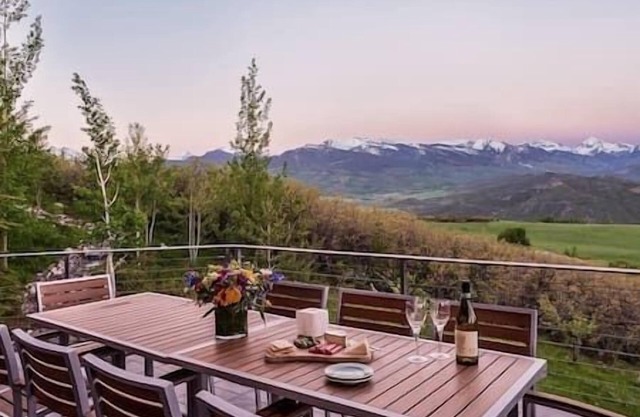 Beautiful 5 Bedroom 8 Bathroom Home in Aspen, Co!
