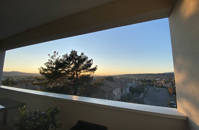 T3 DUPLEX PERTUIS con vista panorámica del Luberon