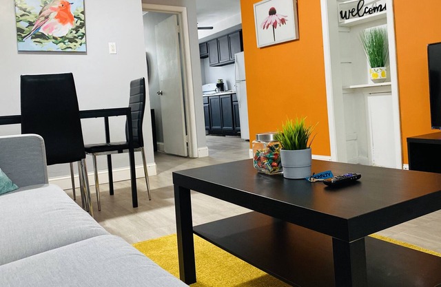 BEAUTIFUL AND COZY APT CLOSE TO PHILLY!!