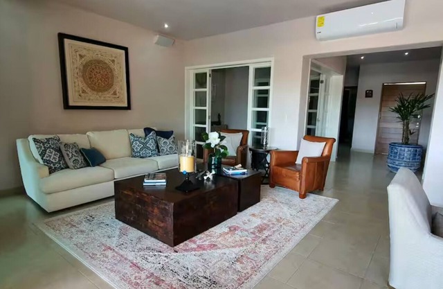 Hermosa y exclusiva casa en La Reserva en Ajijic. Alberca climatizada