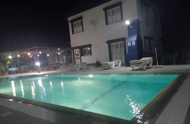 Beautiful and large 3-Bed Villa in Lapta, Cyprus