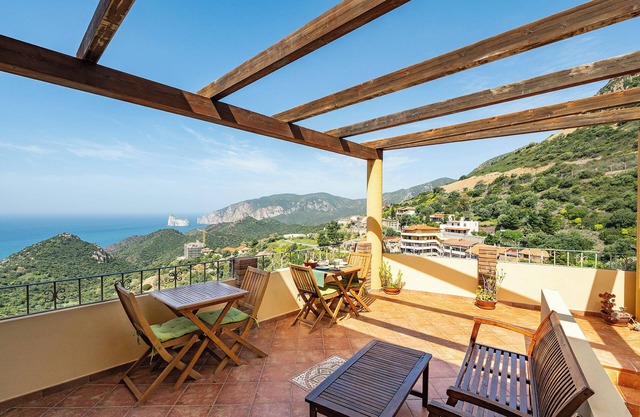 Hermosa y nueva casa de vacaciones con espectaculares vistas al mar para familias y grupos