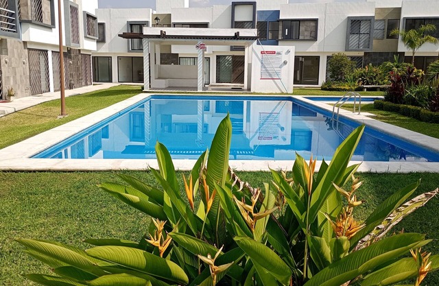 Hermosa Casa Alcatraz, con Alberca, Cuernavaca Morelos.
