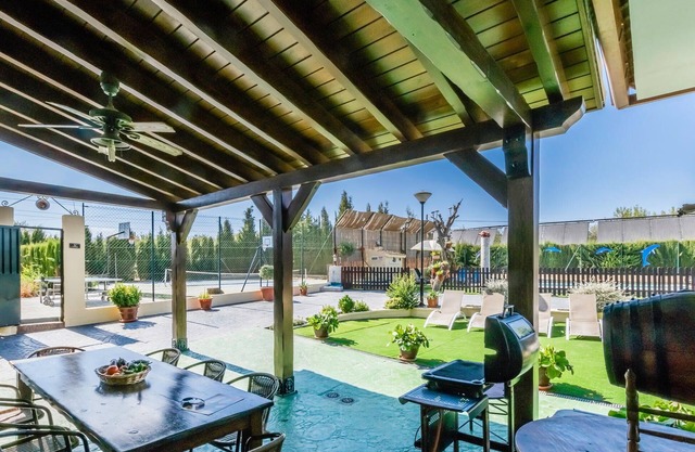 Alojamiento de 4 habitaciones en Villanueva