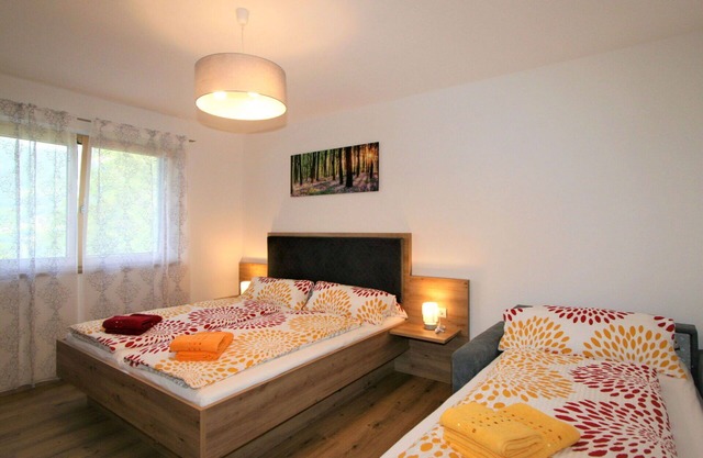 Acogedor apartamento para 5 personas con WIFI, TV, terraza y aparcamiento
