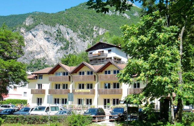 Bonito apartamento para 4 personas con WIFI, TV, terraza y aparcamiento