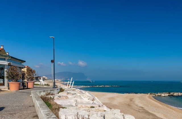 Beautiful apartment for 4 guests with WIFI, TV, terrace and panoramic view