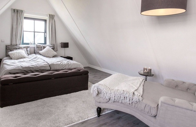 Precioso apartamento en villa para 6 personas con WIFI, TV, terraza y aparcamiento