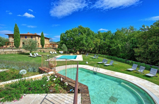 Hermoso apartamento para 3 personas con WIFI, piscina, TV, mascotas permitida y aparcamiento