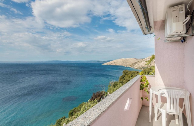 Hermoso apartamento en Stara Baska 1