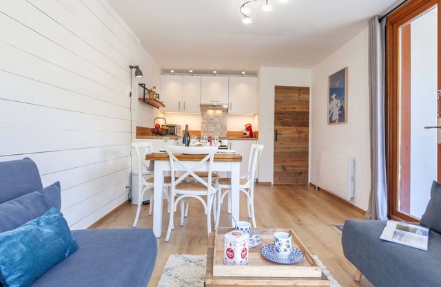 Precioso apartamento para 4 personas con WIFI, TV y balcón