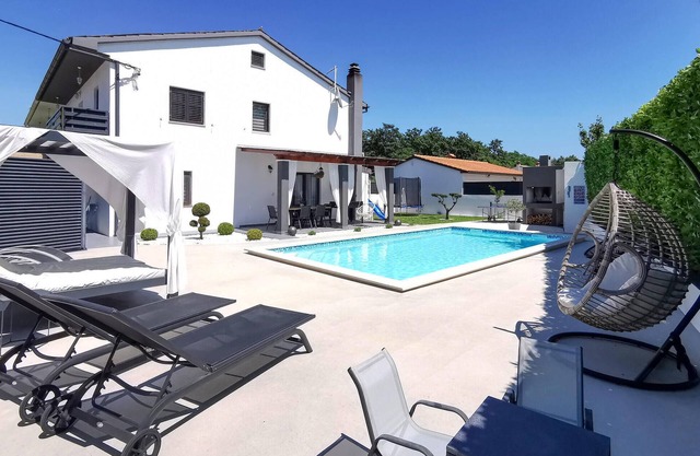 Hermoso apartamento en Svetvincenat