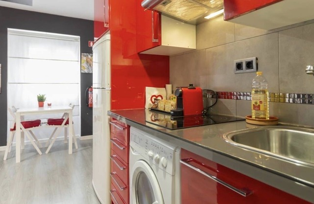 ¡Precioso apartamento a 12 minutos del centro!