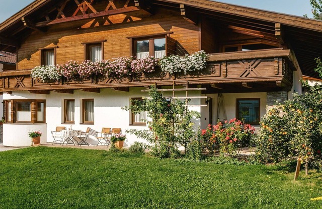 Acogedor apartamento para 6 personas con WIFI, TV, terraza, mascotas permitida y aparcamiento