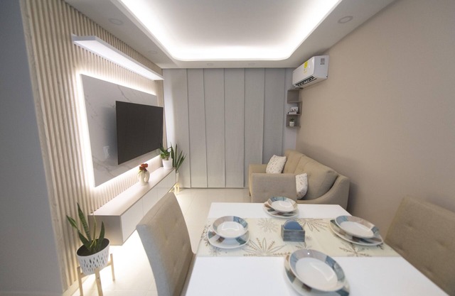Hermoso apartamento ubicado en el centro histórico amurallado y la playa.