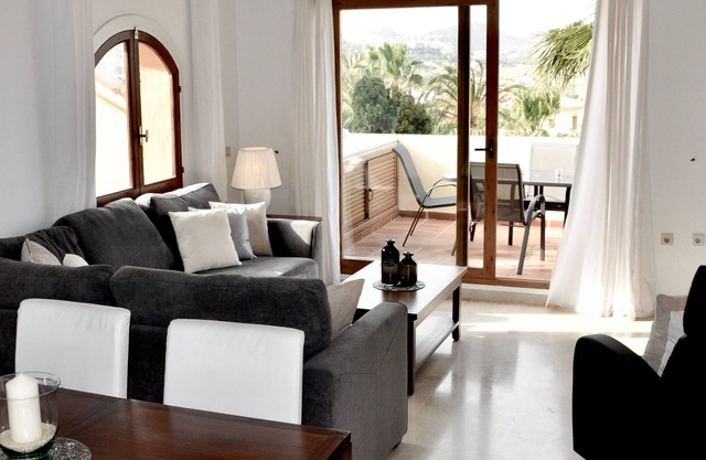 Hermoso apartamento, La Manga Club. 2 dormitorios / 2 baños, wifi inc céntrico