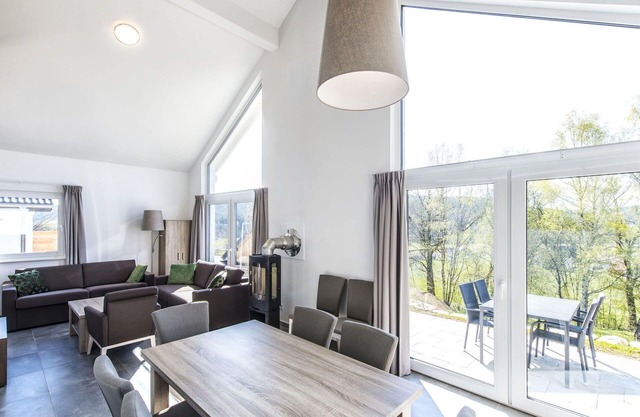 Precioso apartamento en villa con WIFI, TV, terraza, mascotas permitida y aparcamiento