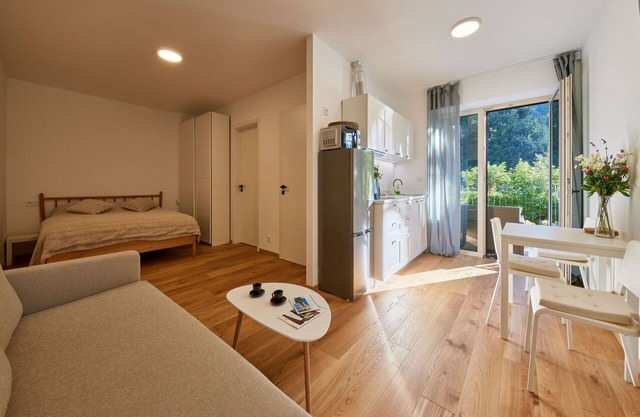 Hermoso apartamento para 4 personas con WIFI, TV, terraza y aparcamiento