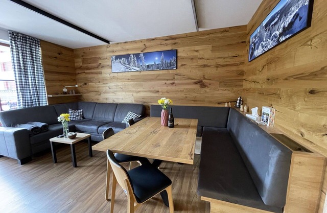 Bonito apartamento para 7 personas con WIFI, TV, balcón, vista panorámica y aparcamiento