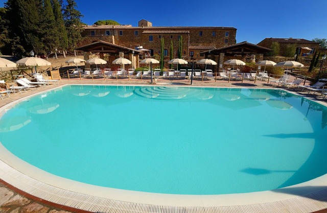 Acogedor apartamento para 3 personas con piscina, A/C, TV, vista panorámica y aparcamiento