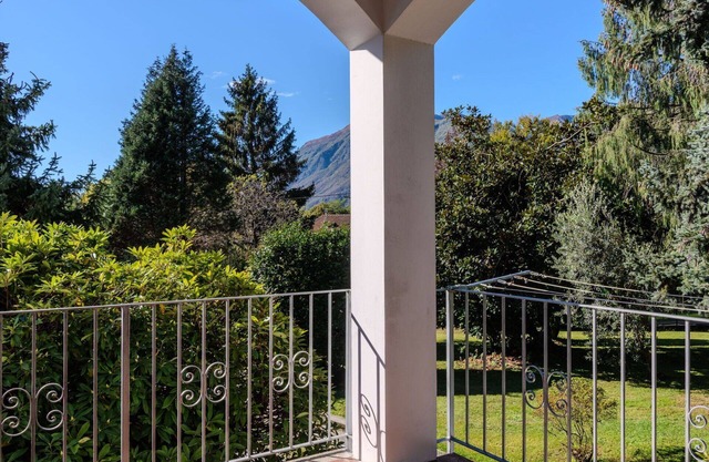 Hermoso apartamento para 5 personas con WIFI, TV, terraza, mascotas permitida y aparcamiento