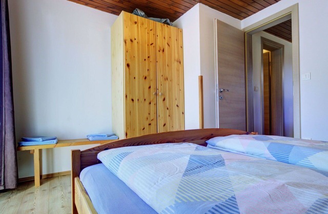 Hermoso apartamento con WIFI, TV, balcón, mascotas permitida, vista panorámica y aparcamiento