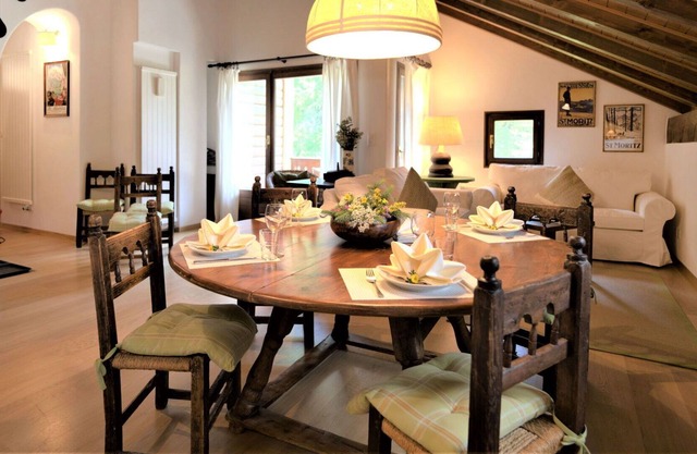 Beautiful apartment for 4 people with WIFI, TV, balcony, pets allowed, panoramic view and parking