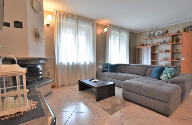 Precioso apartamento para 5 personas con A/C, WIFI, TV, terraza y aparcamiento