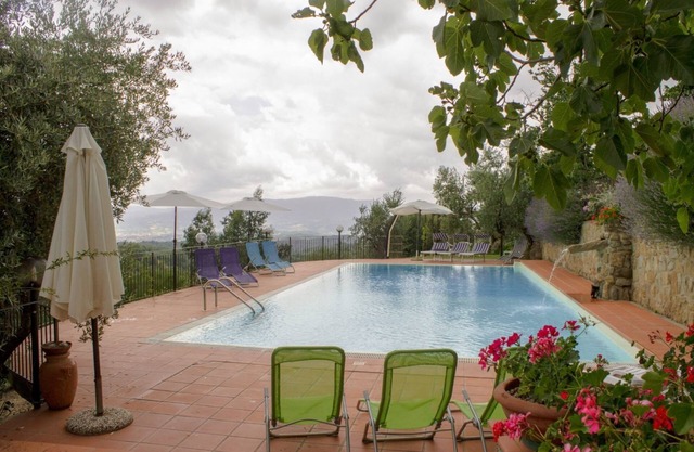 Precioso apartamento para 5 personas con WIFI, piscina, TV y aparcamiento