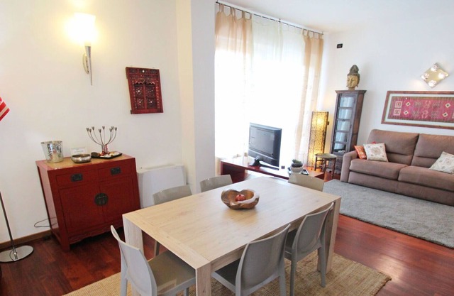 Hermoso apartamento para 4 personas con A/C, WIFI, TV, balcón y aparcamiento