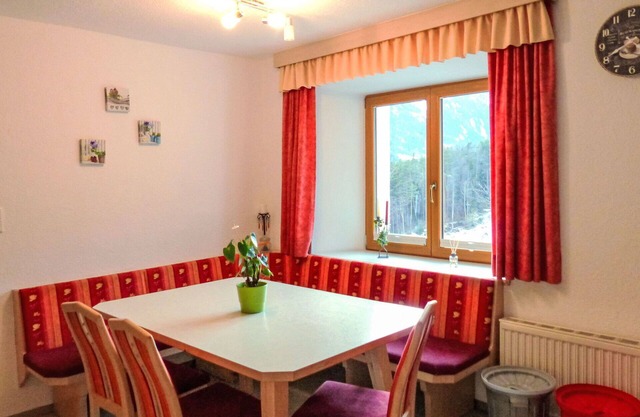Hermoso apartamento para 8 personas con WIFI, TV, balcón, mascotas permitida y aparcamiento