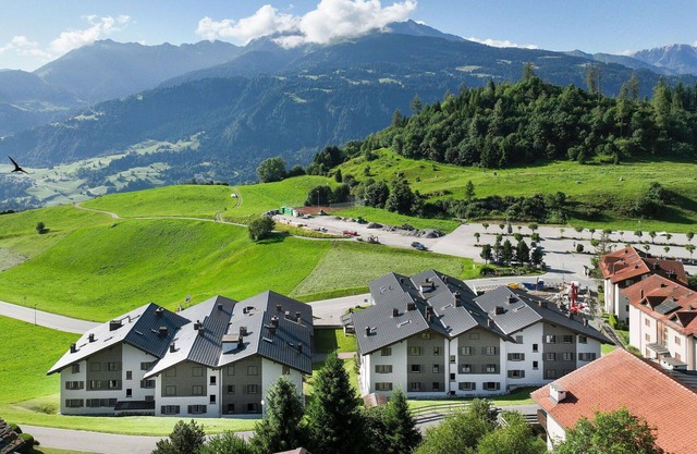 Acogedor apartamento con piscina, WIFI, TV, balcón, vista panorámica y aparcamiento