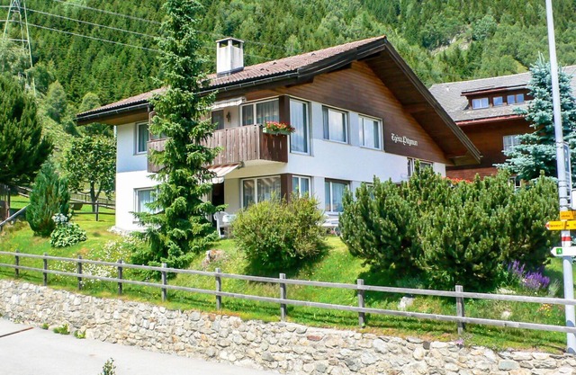 Bonito apartamento con WIFI, TV, patio, mascotas permitida, vista panorámica y aparcamiento