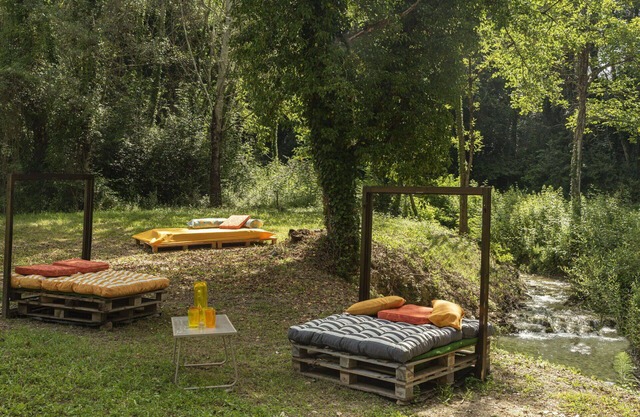 Beautiful apartment for 3 guests with WIFI, A/C, TV, pets allowed and parking