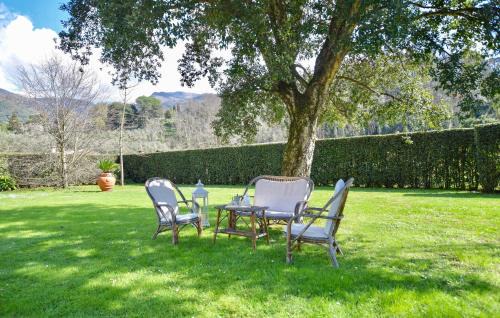 Beautiful Apartment In Camaiore