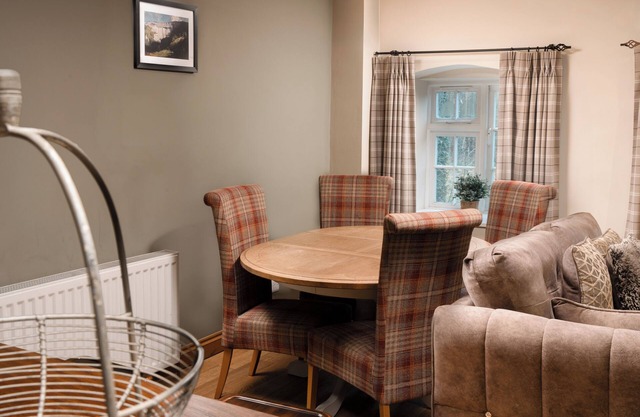 Beautiful apartment in the Yorkshire Dales Riverside Walk