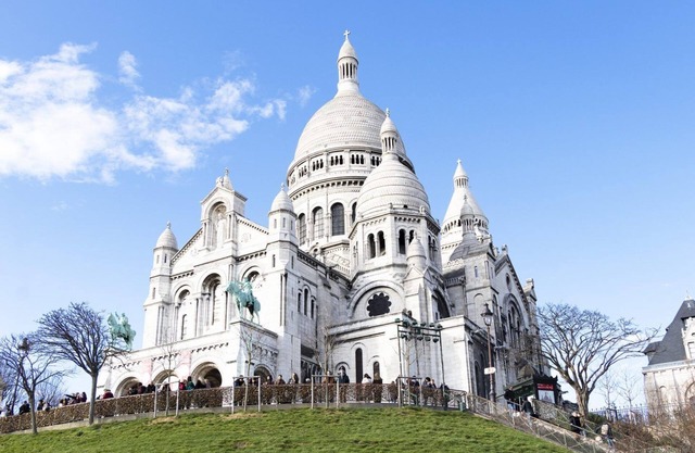 Beautiful apartment near Montmartre