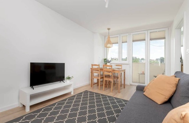 Beautiful Apartment with Balcony | 2 Bedrooms
