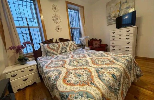 Beautiful Apt Prospect Hts steps from Broklyn Museum Garden 20 min Man/Times Sq.