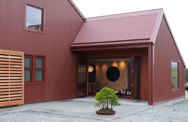 Beautiful architecturally designed Home in beautiful,Lake Ohau.