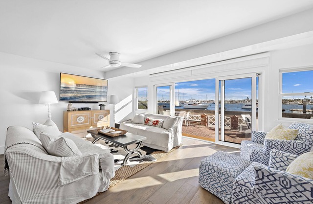 Hermosa isla de Balboa Bayfront Beach House