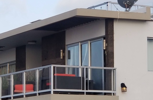 Beautiful Beach house with amazing views of the Ocean, La Marina and the Hills .